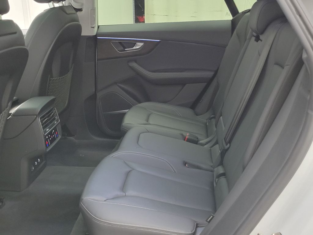 Thumbnail: 2023 Audi Q8 - 23