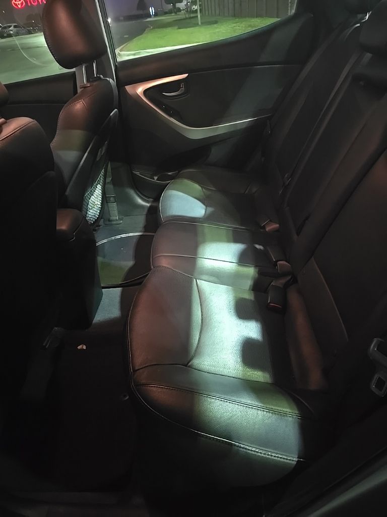 Thumbnail: 2013 Hyundai Elantra - 14