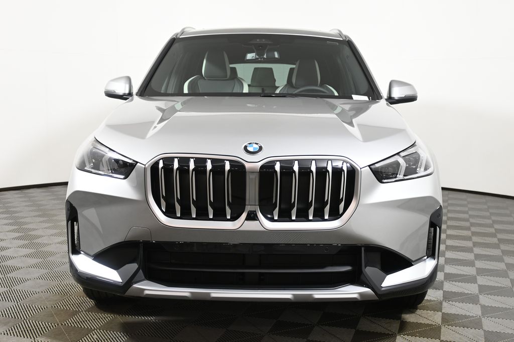 Thumbnail: 2026 BMW X1 - 10