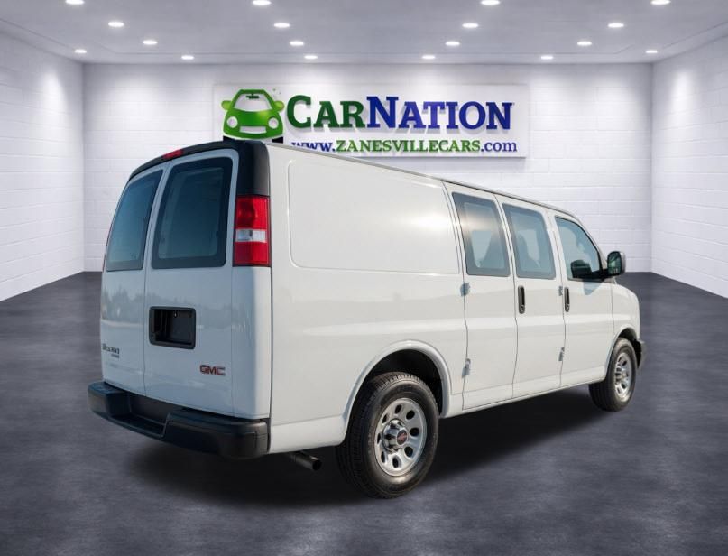 2014 GMC Savana Work Van - Image 2