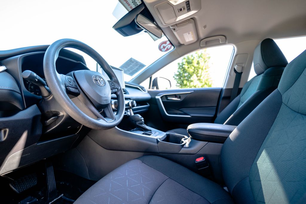Used 2025 Toyota RAV4 SUV