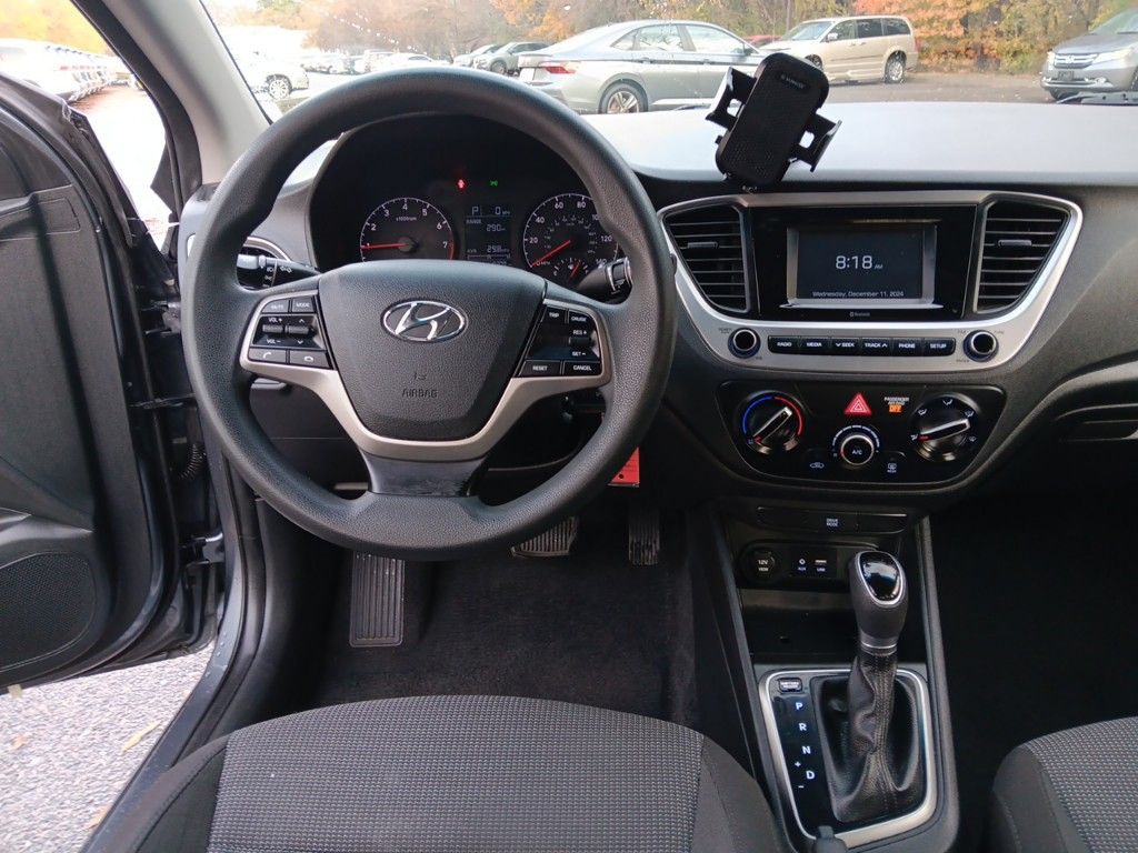 2018 Hyundai Accent SE 13