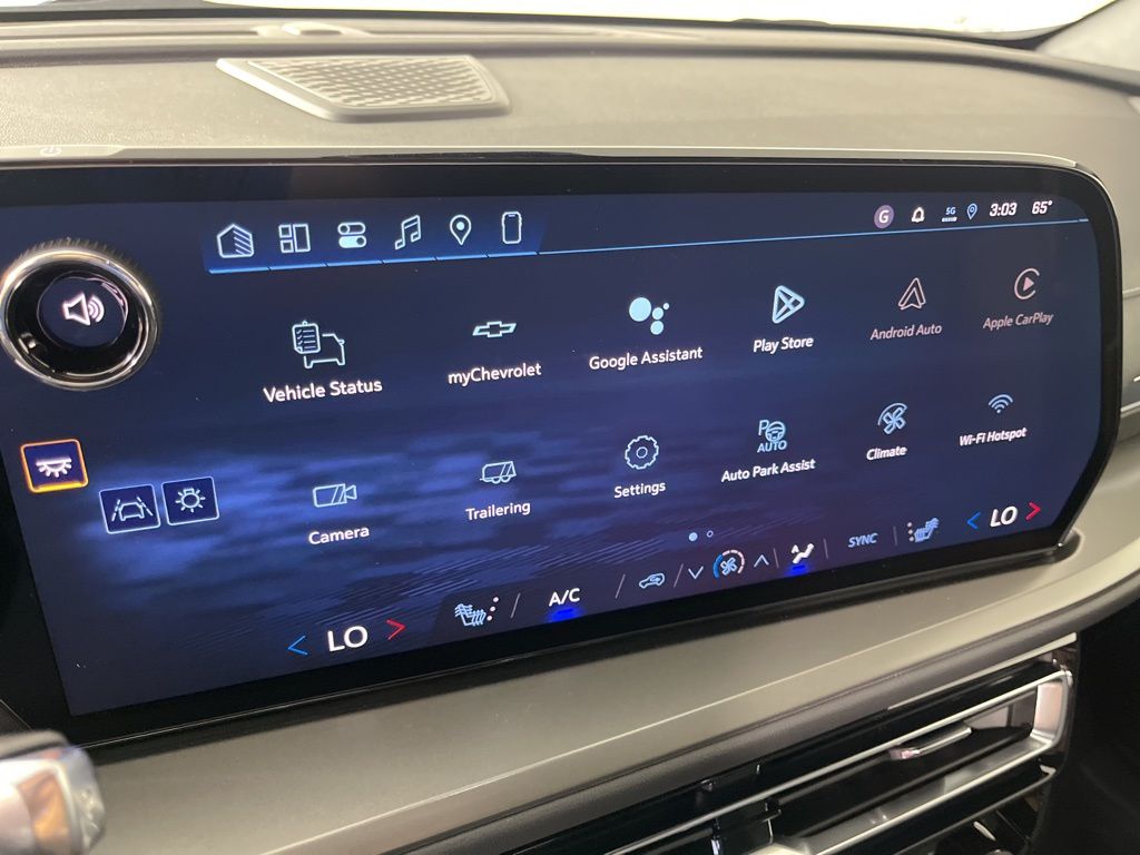 Thumbnail: 2026 Chevrolet Traverse - 32