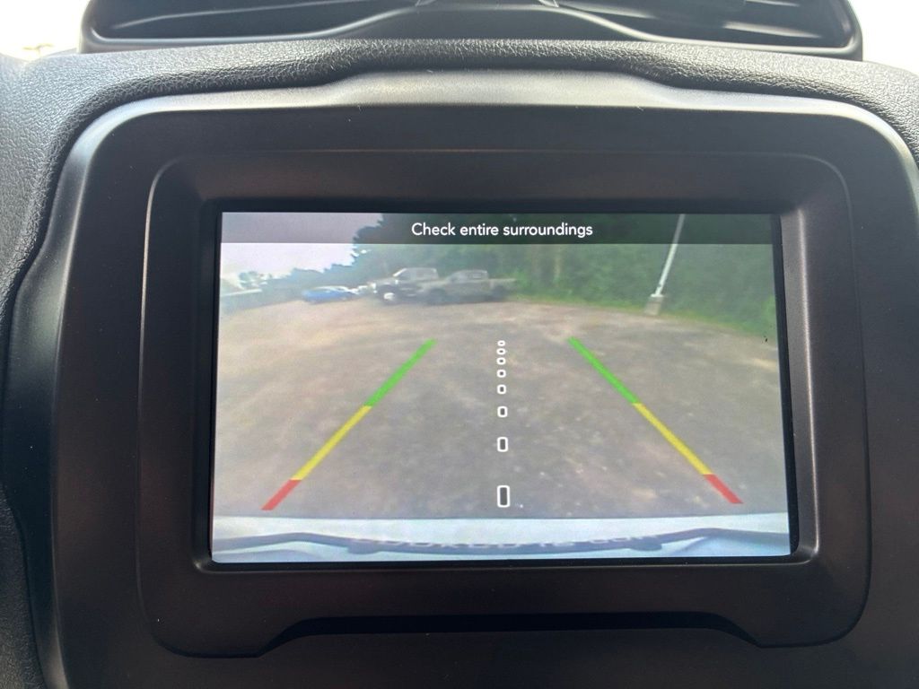 2018 Jeep Renegade Latitude White at Durrett Motor Company