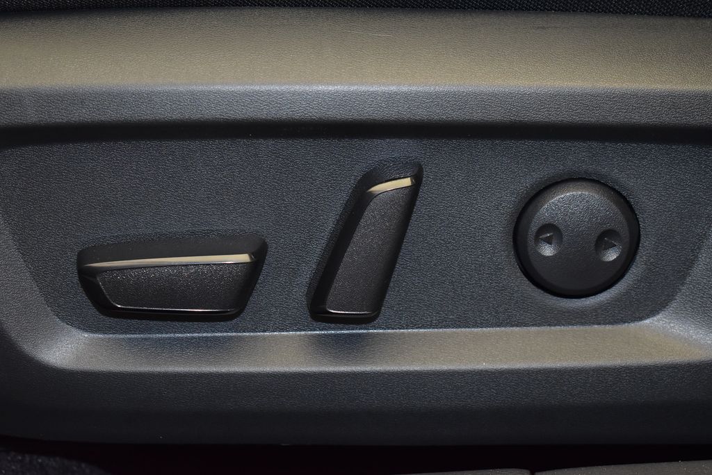 Thumbnail: 2026 Nissan Rogue - 14