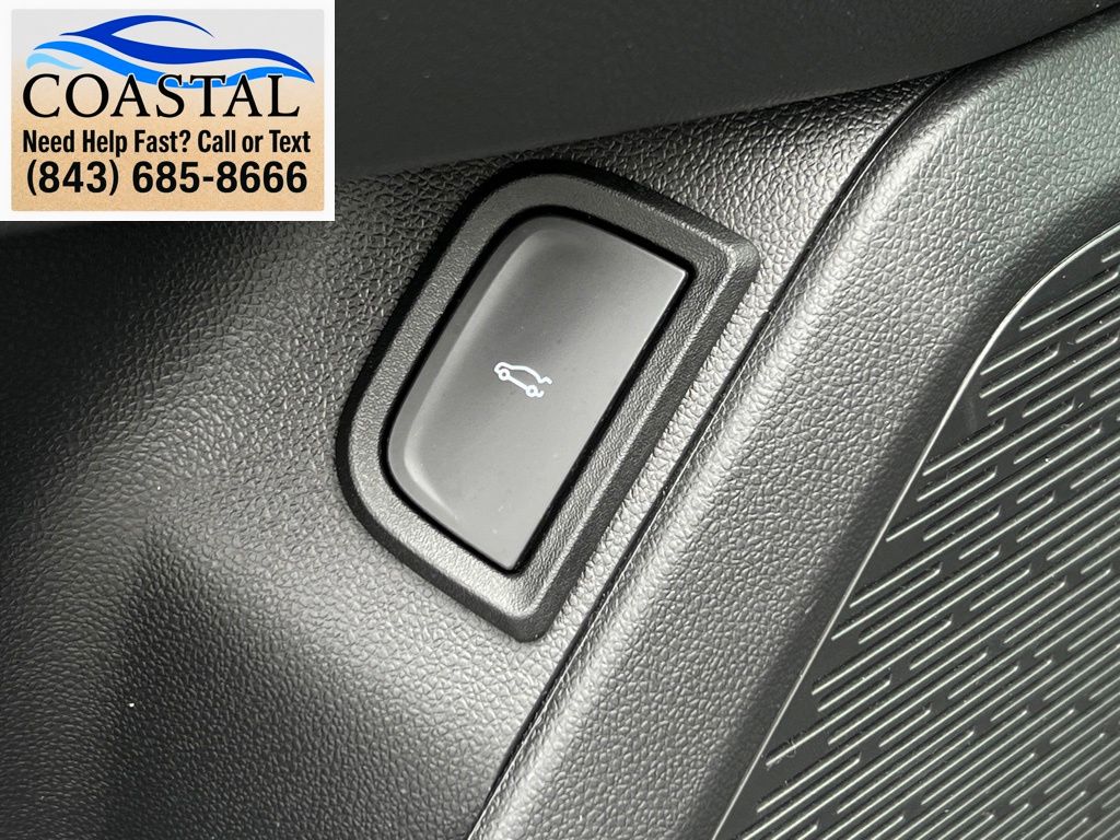 2025 Chevrolet Equinox LT Black at Bob Mills Chevrolet