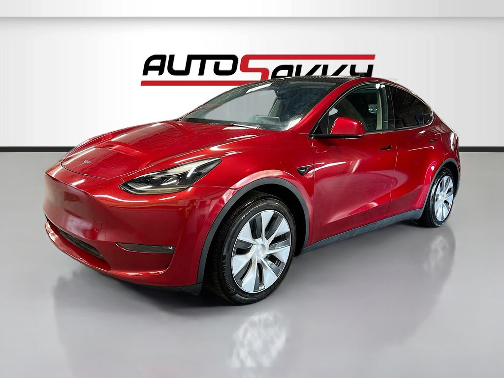 Used 2024 Red Tesla Long Range image 3