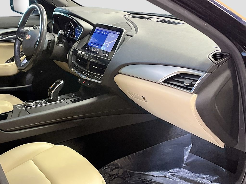 Used 2021 Dark Moon Blue Metallic Cadillac Luxury image 31