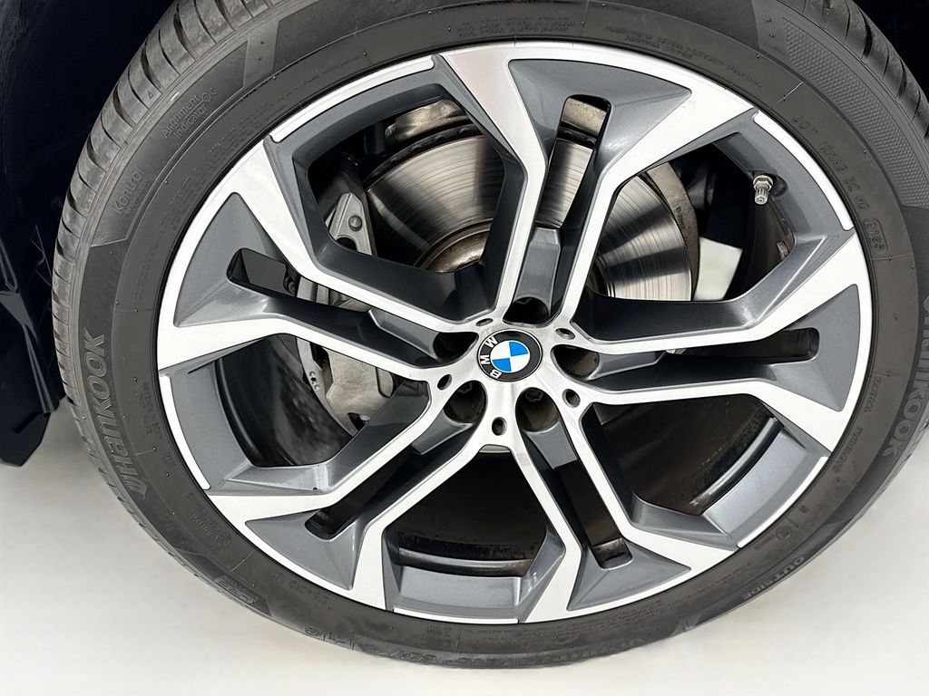 Thumbnail: 2026 BMW X5 - 31