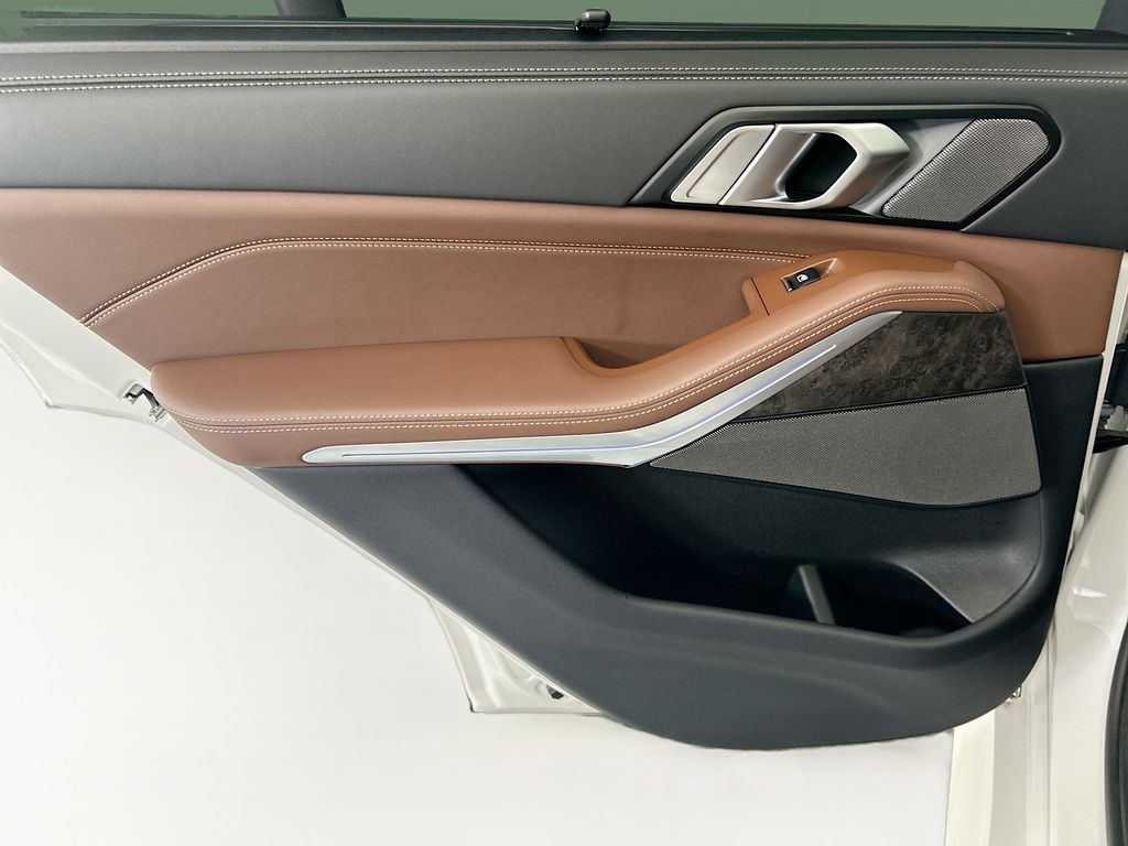 Thumbnail: 2024 BMW X5 - 25