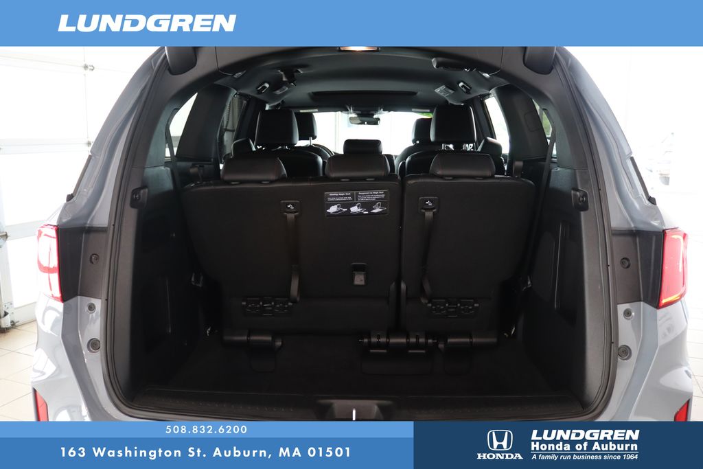Used 2025 Honda Odyssey Van