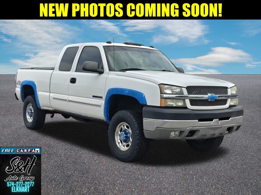 Olympic White 2003 Chevrolet Silverado 2500HD 4 Dr LS 4WD Extended Cab SB HD Pickup Truck Four-Wheel Drive 4-Speed Automatic Overdrive