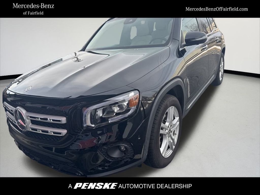 Thumbnail: 2022 Mercedes-Benz GLB - 1