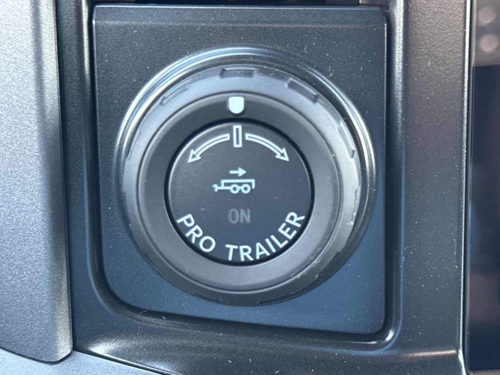New 2026 White Ford XLT image 36