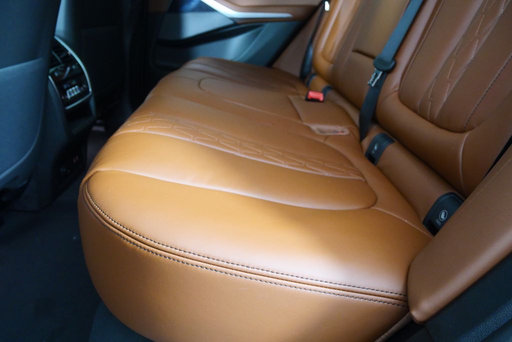 2026 BMW X5 xDrive40i 14