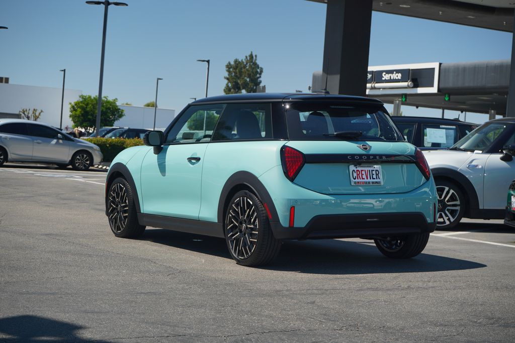 2025 MINI Cooper S  3