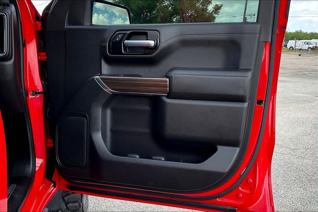 Used 2021 Chevrolet Silverado 1500 RST 4D Crew Cab