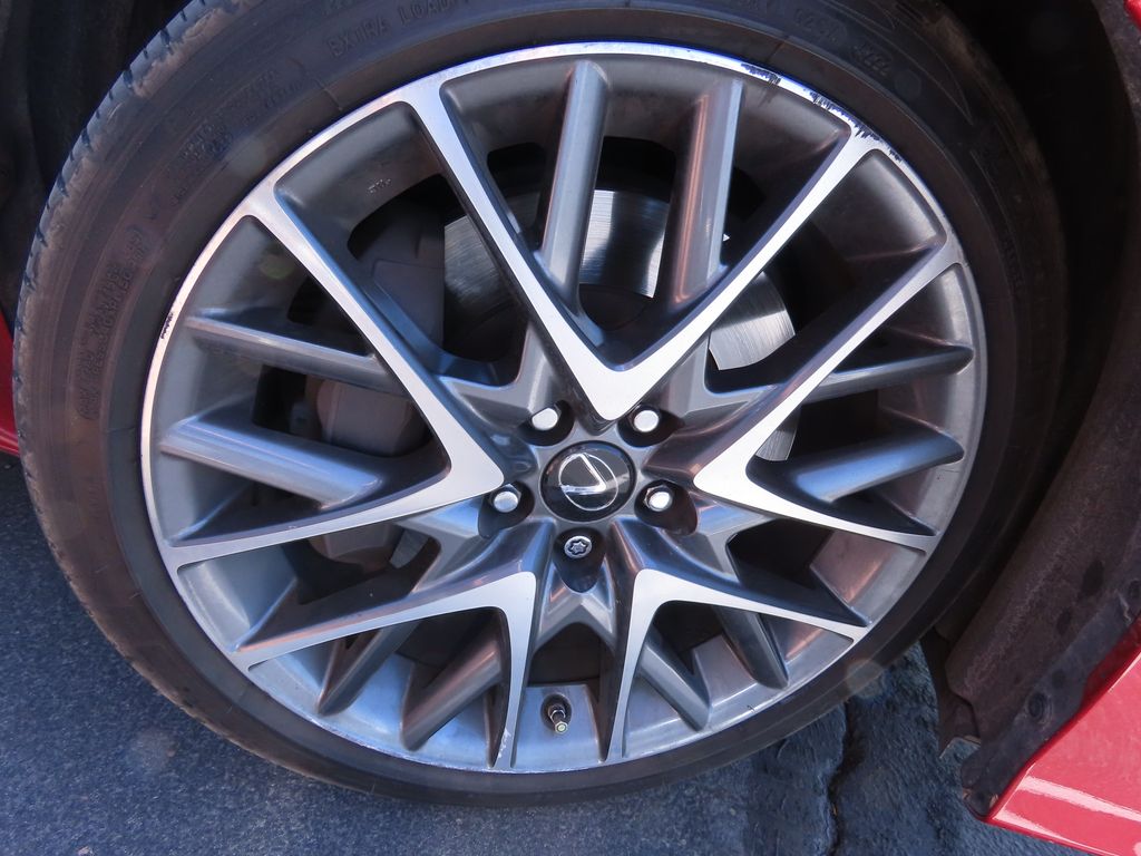 Thumbnail: 2017 Lexus RC - 18