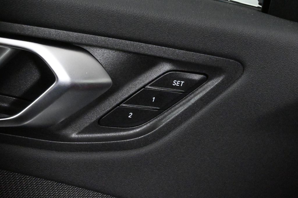 Thumbnail: 2025 BMW 2 Series - 30