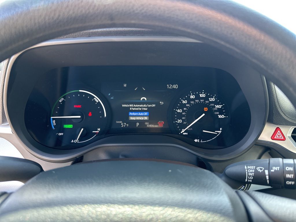 Used Car 2025 Toyota Sienna  Le For Sale Under $40,000 In Austin, Texas