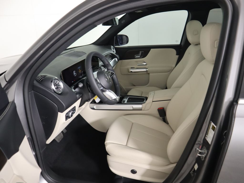 Thumbnail: 2026 Mercedes-Benz GLB - 20