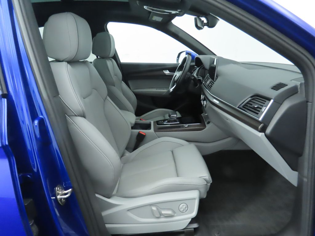 Thumbnail: 2024 Audi Q5 - 22