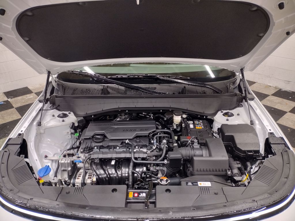 2026 Hyundai Kona SE