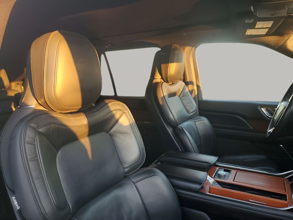 Used Car 2018 Lincoln Navigator  Reserve For Sale Under $25,000 In Austin, Texas