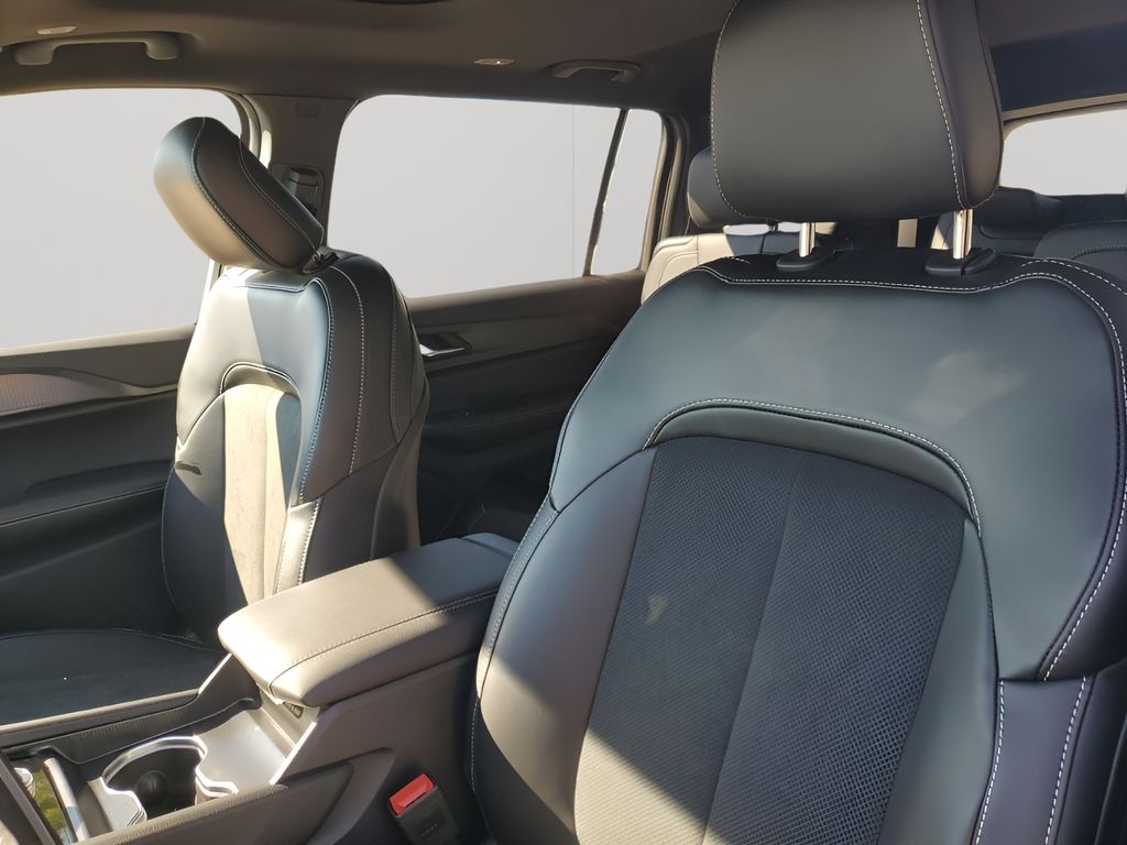 New Car 2025 Jeep Grand Cherokee L  For Sale Under $50,000 In Austin, Texas