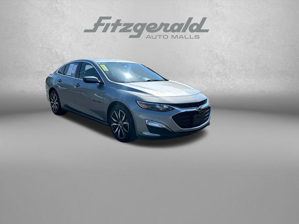 Sterling Gray Metallic 2024 Chevrolet Malibu Sedan Front-Wheel Drive Continuously Variable Transmission