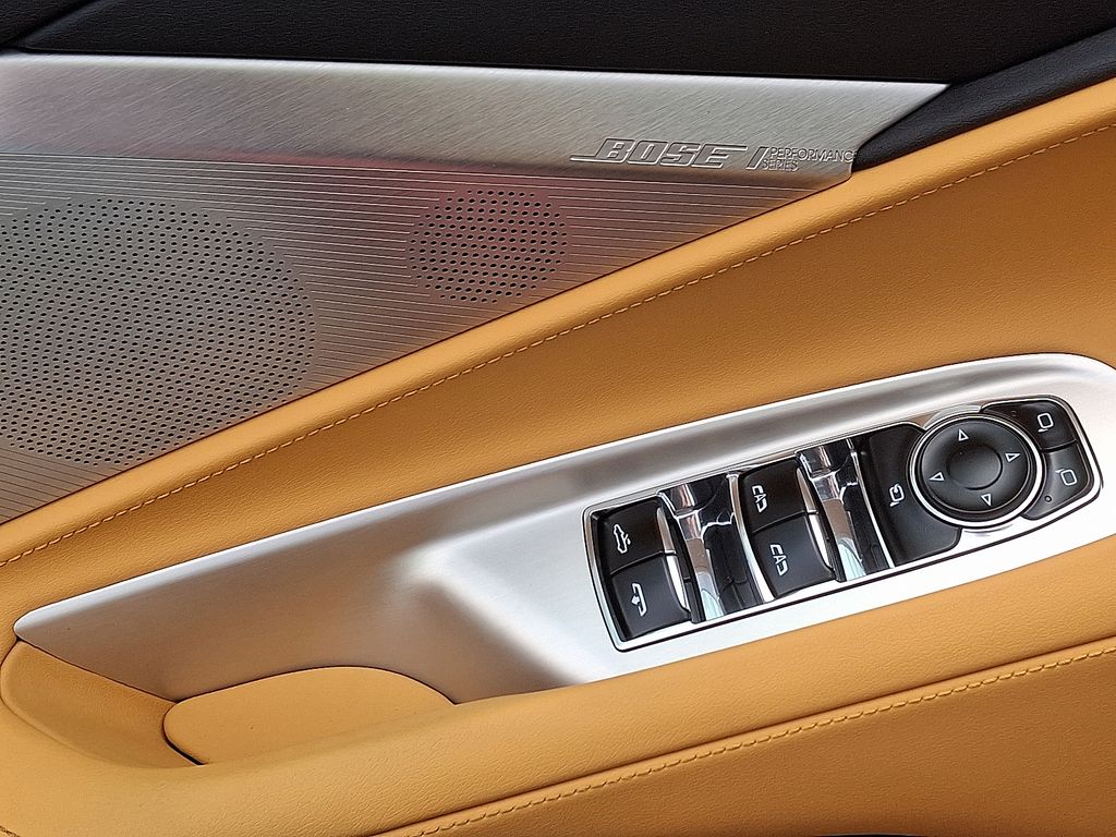 2021 Chevrolet Corvette Stingray 12
