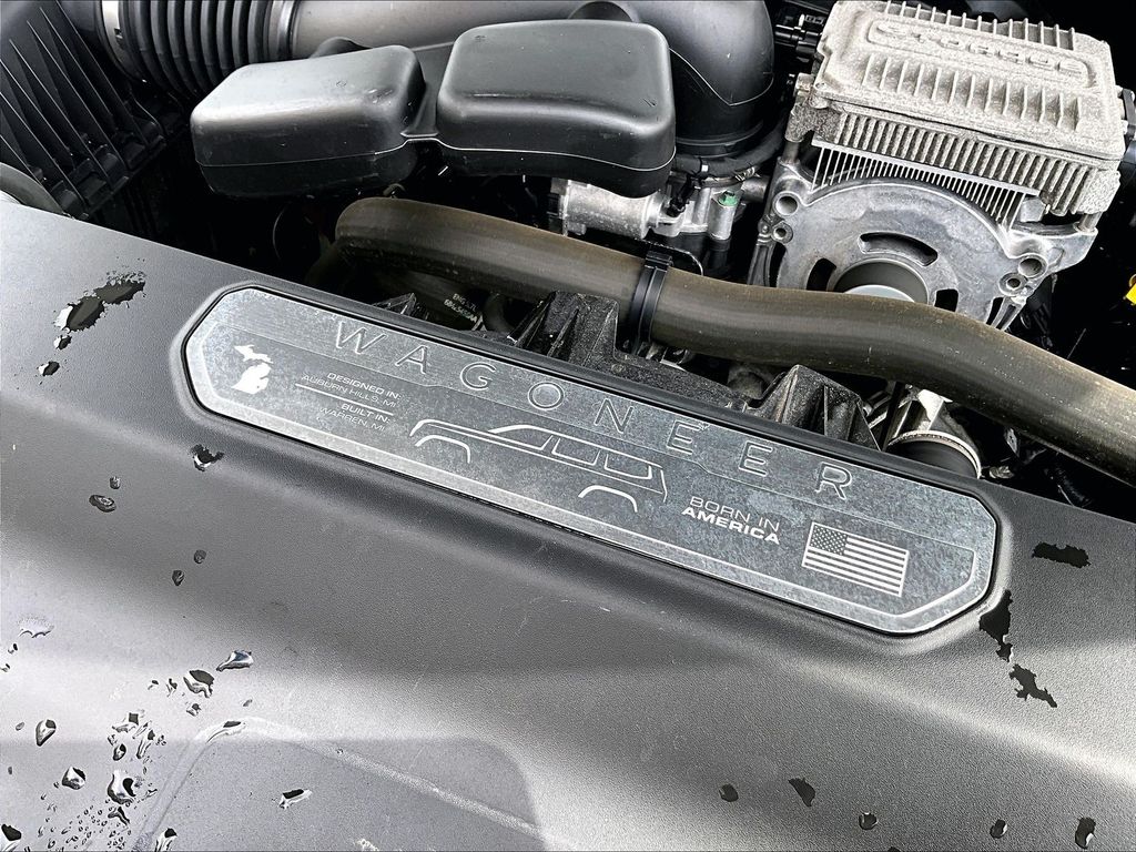 2022 Jeep Wagoneer — photo 35