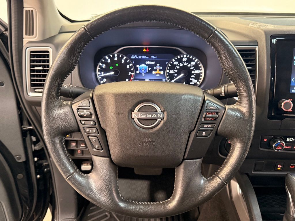 2022 Nissan Frontier SV
