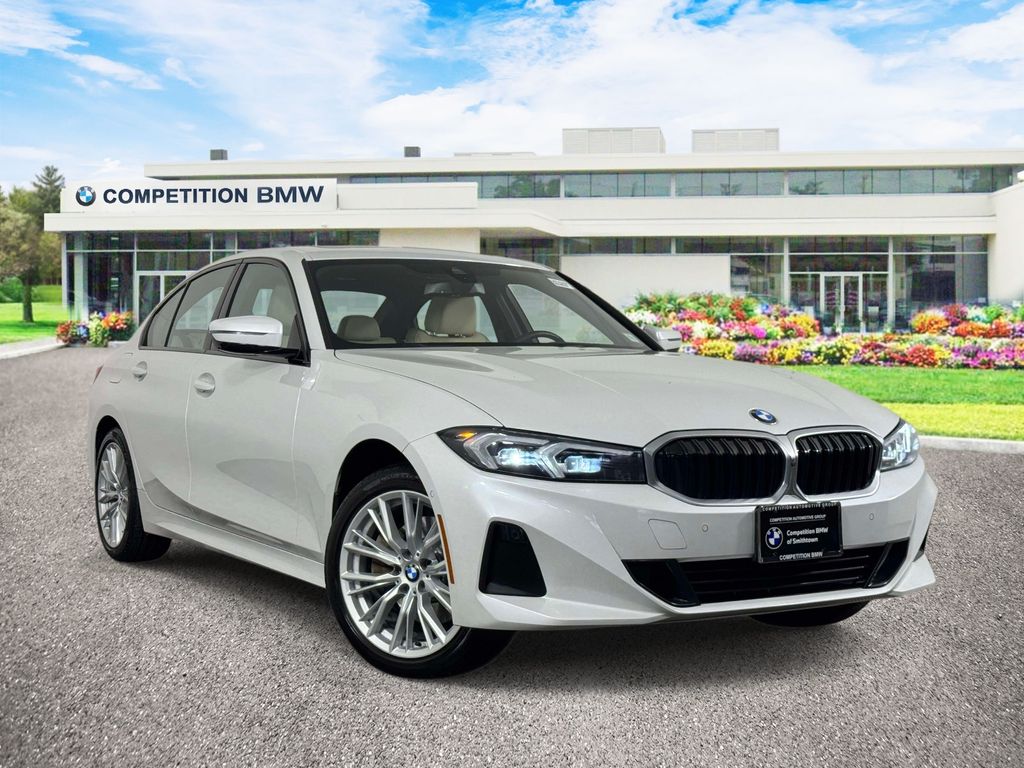 Mineral White Metallic 2023 BMW 3 Series 330i xDrive AWD Sedan All-Wheel Drive 8-Speed Automatic