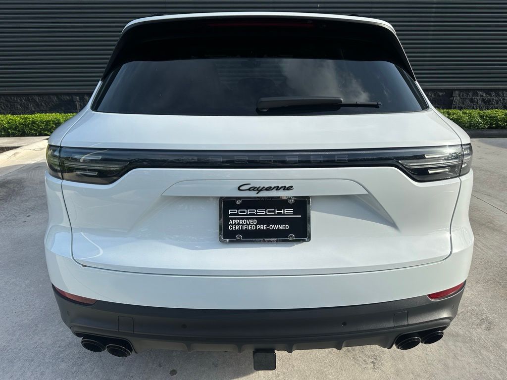 Thumbnail: 2023 Porsche Cayenne - 13