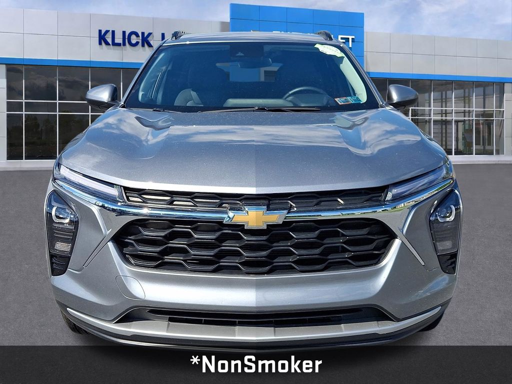 2025 Chevrolet Trax LT Gray at South Hills Kia
