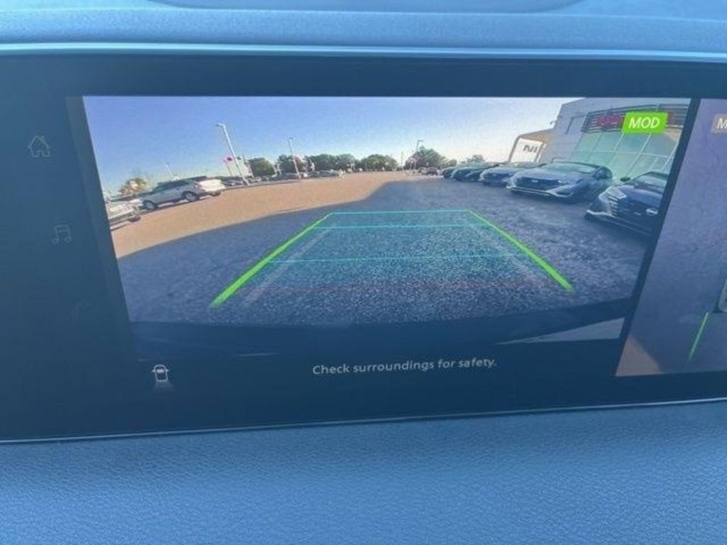 2026 Nissan Sentra SR - Photo 14