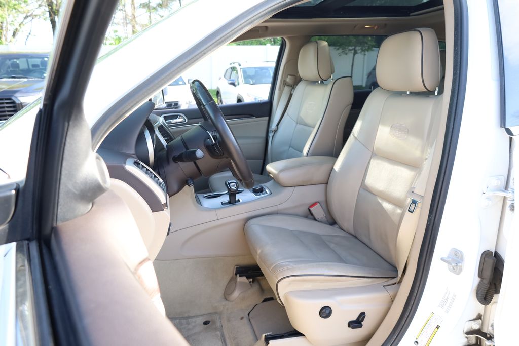 used 2014 Jeep Grand Cherokee car, priced at $9,622