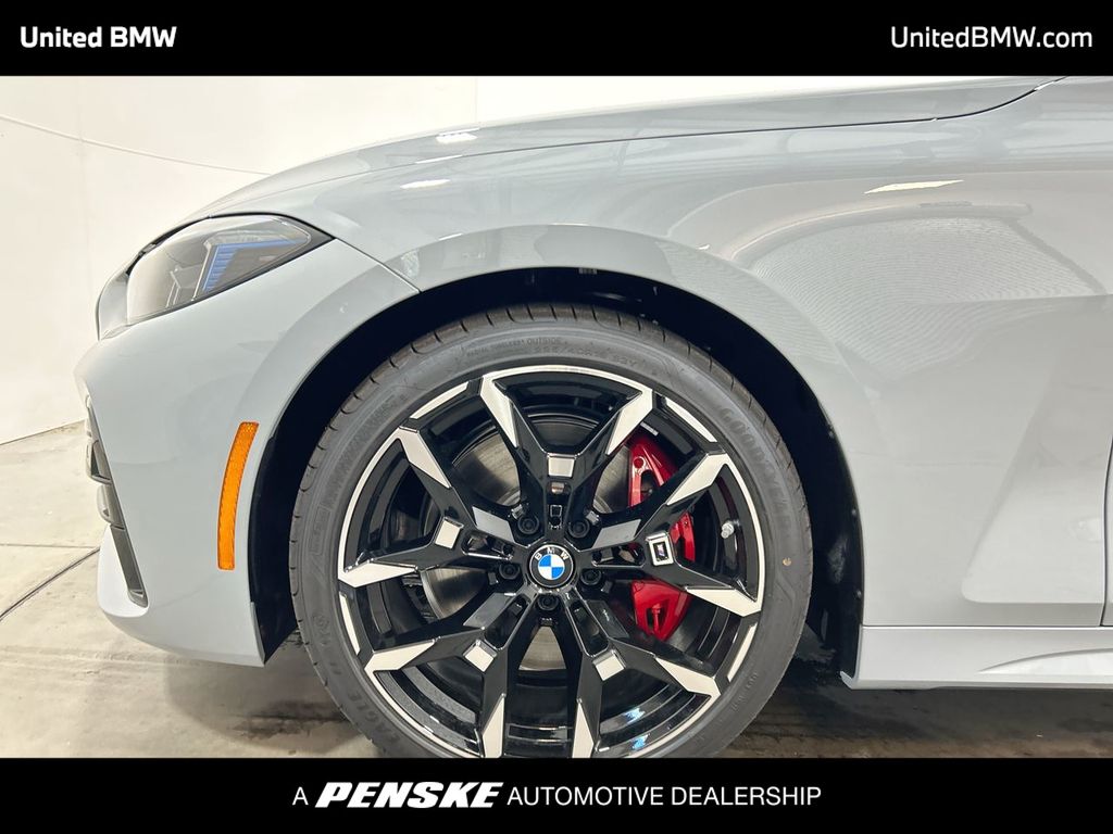 Thumbnail: 2026 BMW 4 Series - 10