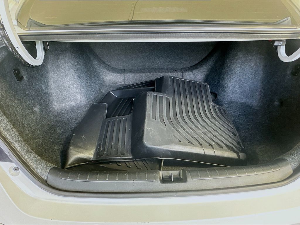 Thumbnail: 2021 Honda Accord - 24