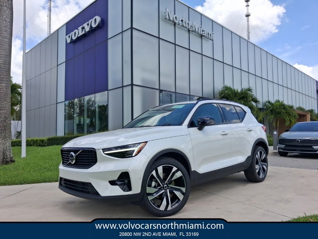 2026 Volvo XC40 Ultra