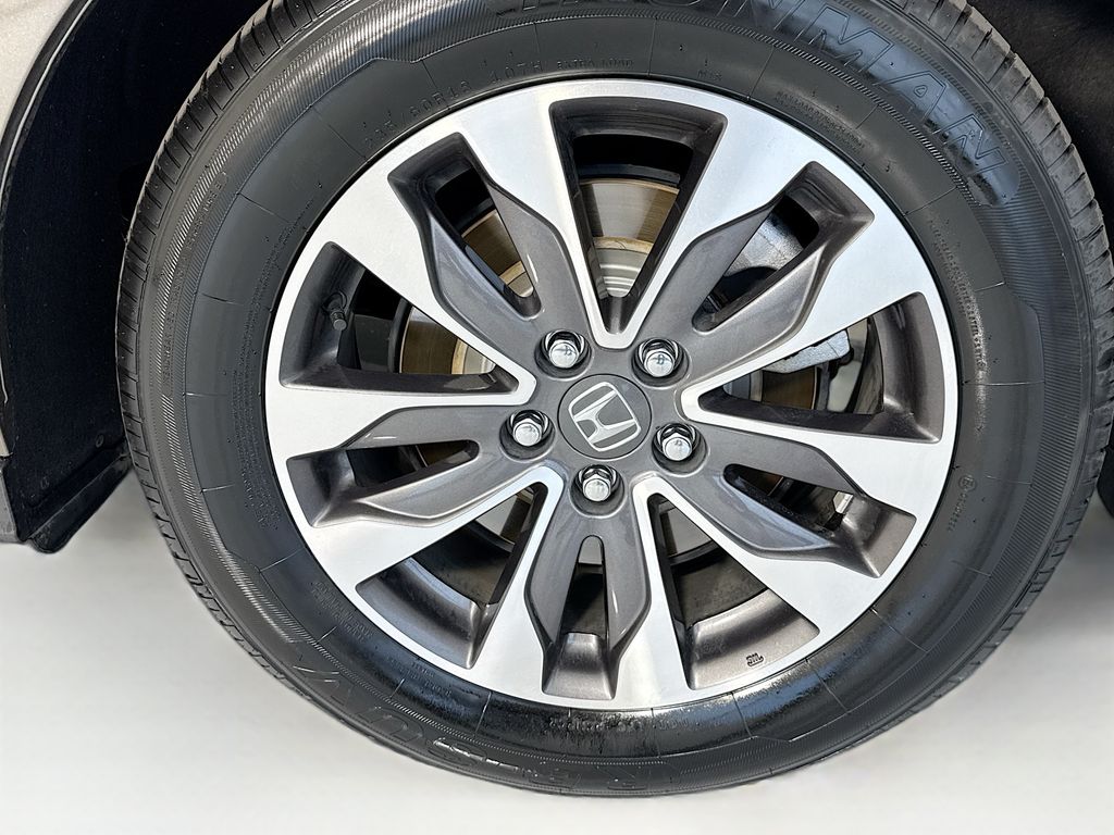 Thumbnail: 2022 Honda Odyssey - 30