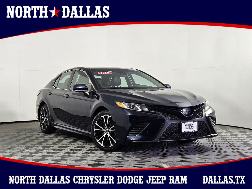 Blue Streak/Midnight Black Metallic 2019 Toyota Camry Sedan Front-Wheel Drive 8-Speed Automatic