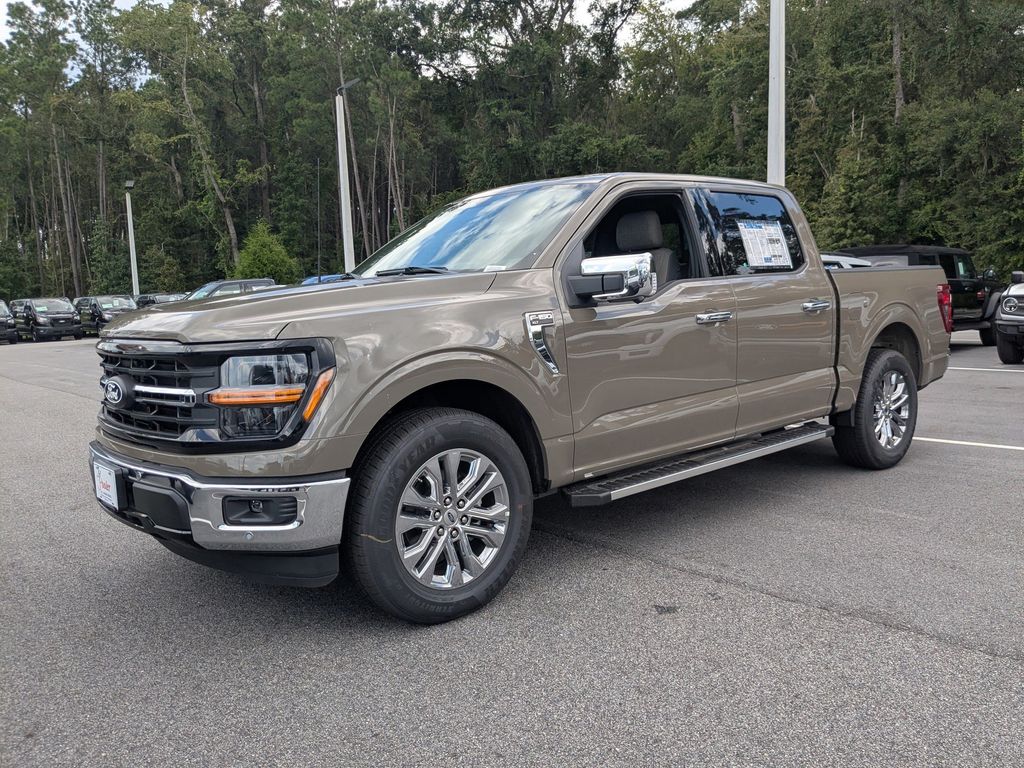 2025 Ford F-150 XLT