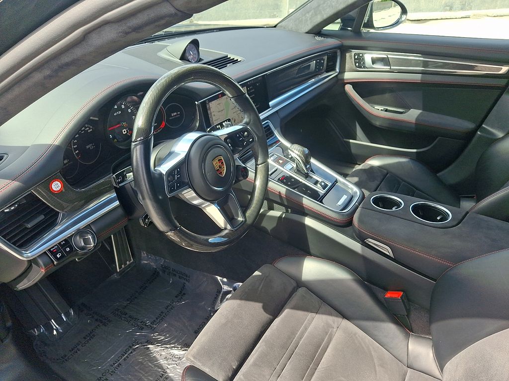 Thumbnail: 2019 Porsche Panamera - 4