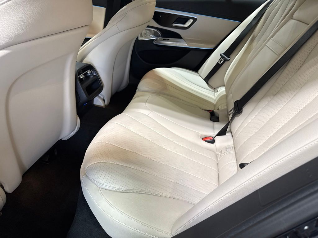 Thumbnail: 2027 Mercedes-Benz E-Class - 17