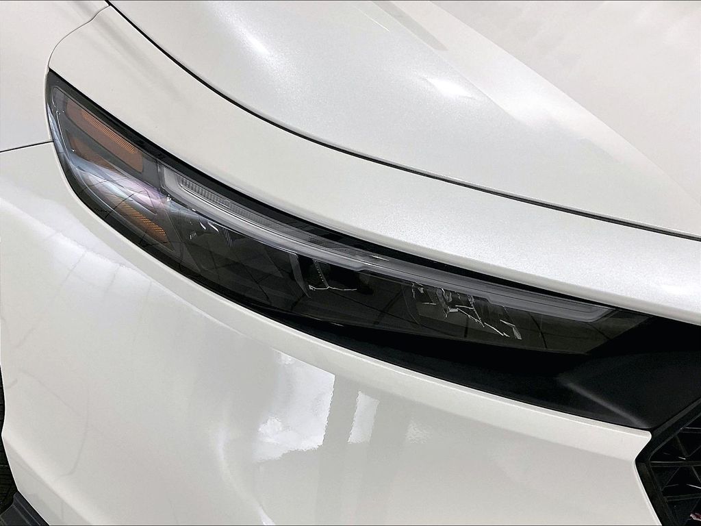 2025 Honda Accord — photo 31