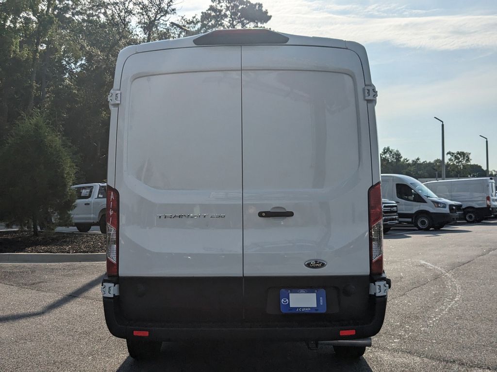 2025 Ford Transit 250