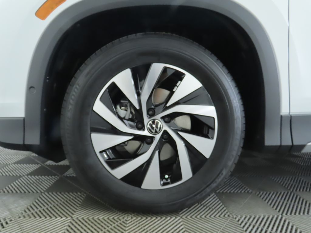 Thumbnail: 2026 Volkswagen Tiguan - 30