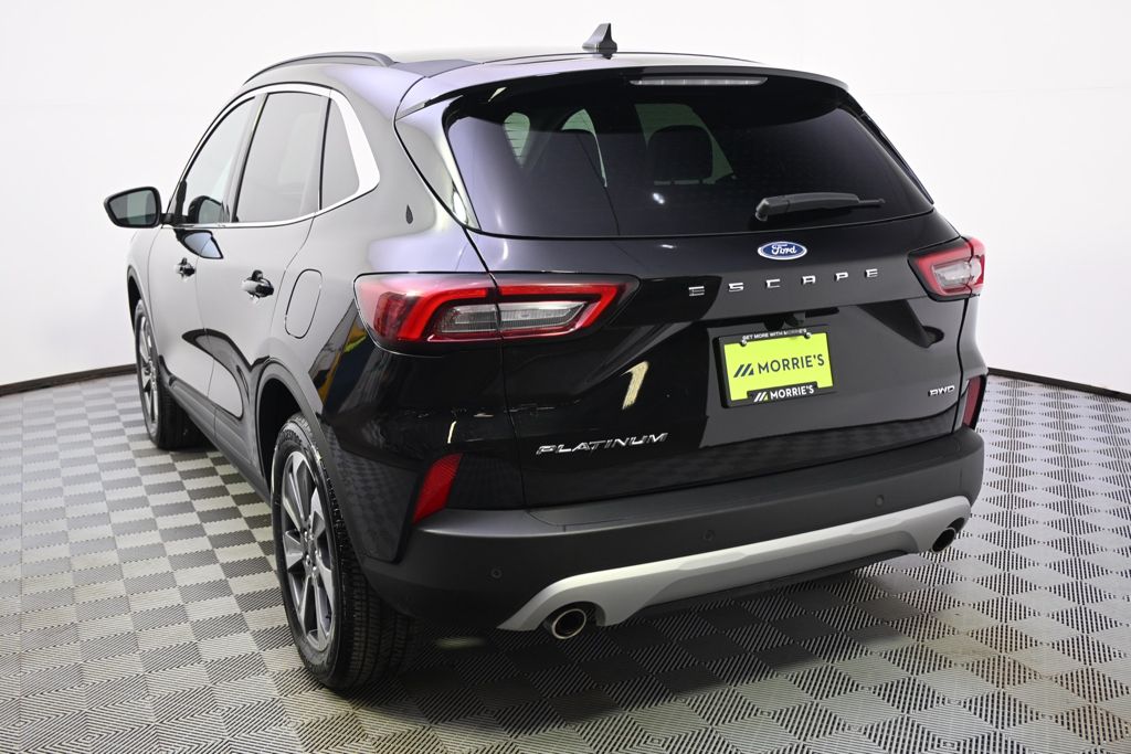 Used 2025  Ford Platinum image 4